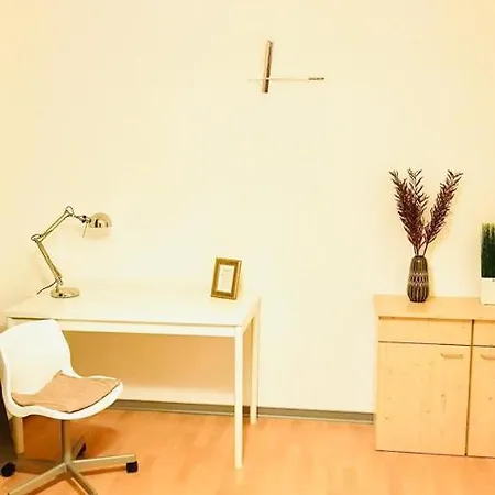 Hannovermesseapartment 2 Bedroom And A Balcony דירה הנובר