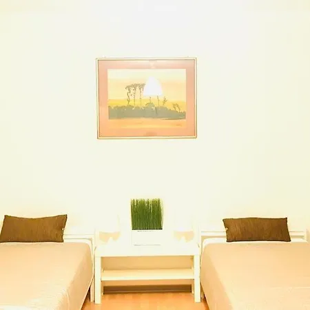 Appartamento Hannovermesseapartment 2 Bedroom And A Balcony