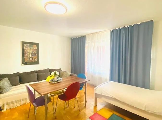 Appartamento Hannovermesseapartment 2 Bedroom And A Balcony